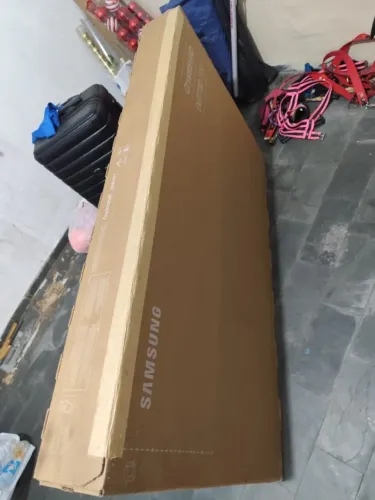 Smart TV Samsung 55" Crystal 4K - Nova na Caixa Lacrada (Nunca Usada)