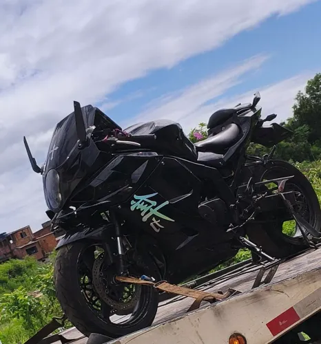 Hyosung GTR 250 (Comet GTR) toda revisada