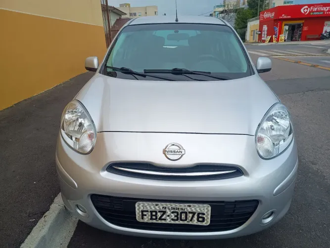 Nissan March S 1.0 16V Flex Fuel 5P 2013
