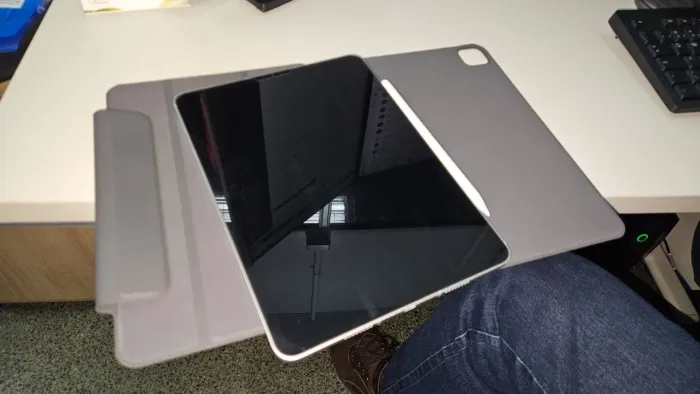 iPad pro 11 M2 wifi+cellular 256gb