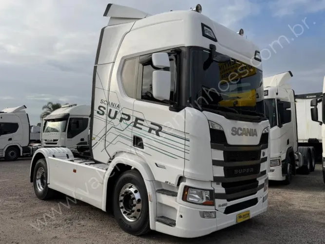 Scania R460 R460 SCANIA R460 HIGHLINE SUPER 2022/2023 Valentim Caminhões