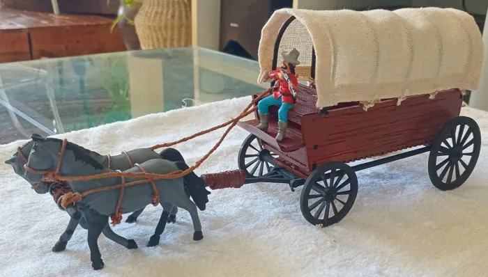 Réplica de uma Carroça do Velho Oeste Artesanal Forte Apache 