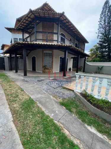Casa com 3 dormitórios para alugar, 200 m² por R$ 6.000/mês + taxas - Piratininga - Niteró