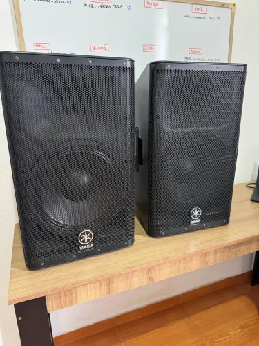 CAIXA ATIVA YAMAHA DXR12 ( 6 mil cada caixa )