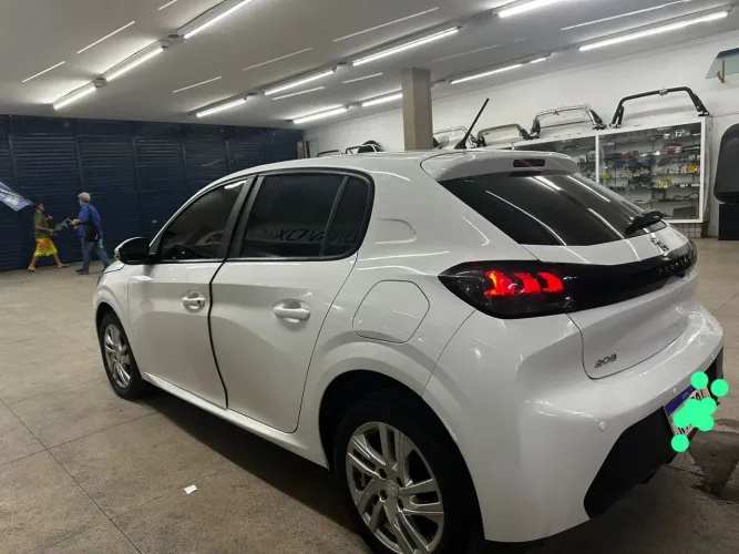 Peugeot 208 Like Essencial 1.6 Flex 16V 5P Mec. 2022