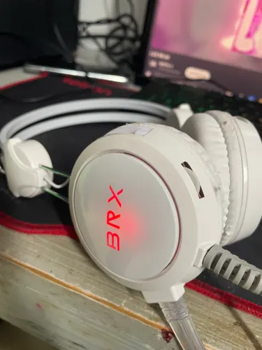 headset gamer BRX branco RGB