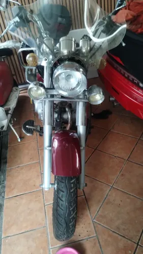 Moto semi nova 250cc