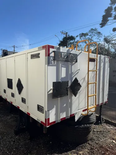 Implemento Comboio Lubrificação 6000 litros 