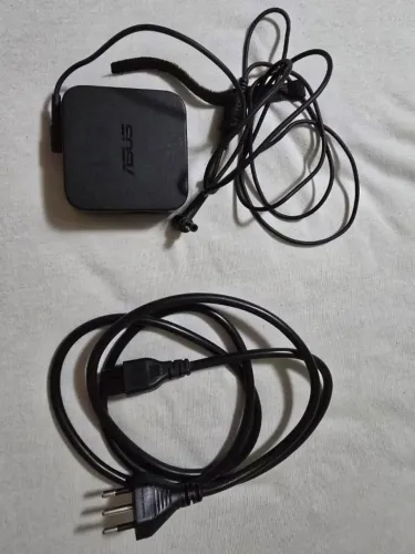 Fonte Original ASUS 65W (19V 3.42A) - Perfeito Estado