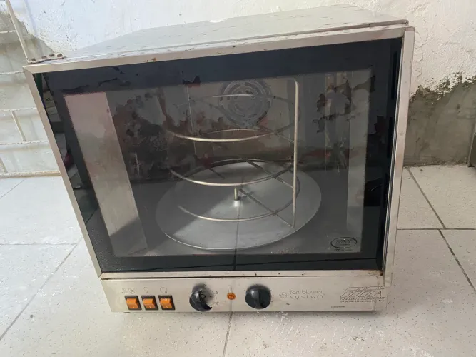 Forno elétrico e aquecedor de salgados  