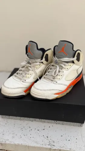 Jordan 5 Shattered Backboard (Sail/Orange Blaze) 2021 Original | Tam. (40)