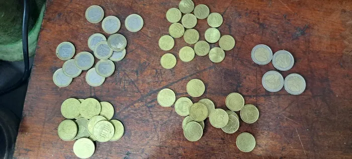 Lote de moedas antigas estrangeiras