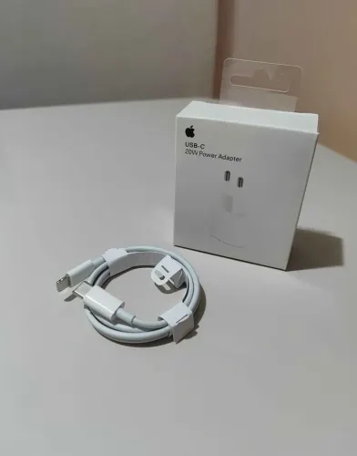 Carregador de iPhone turbo 20w