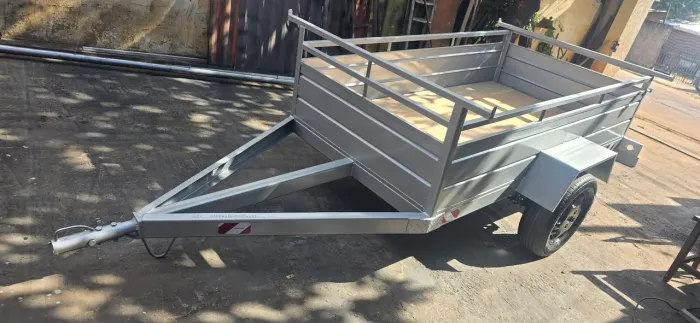 Fabricamos carretinha reboques
