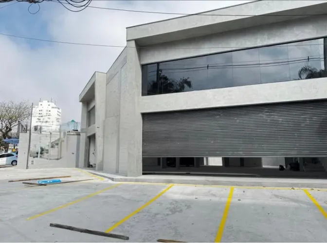 Galpão na Avenida Senador Vergueiro, 3475 540 m²