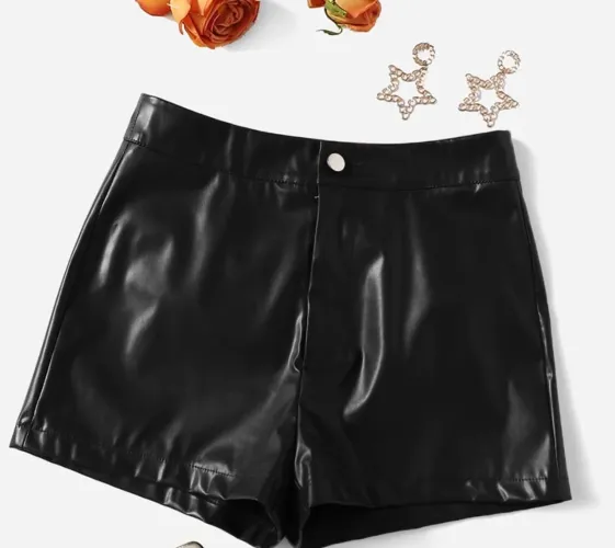 short de couro 