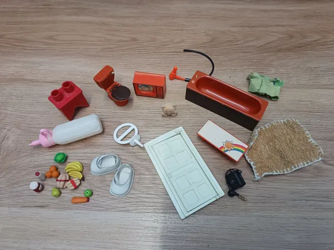 Moveis e acessórios de brinquedo 