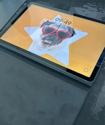 Tablet Samsung Galaxy Tab S10 FE com Capa e Caneta S Pen 8GB RAM 128GB 10,9"