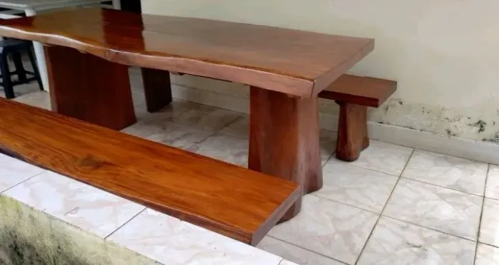 Vendo mesas de madeira