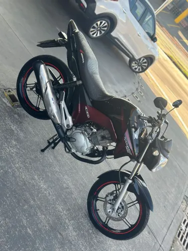 Oportunidade de pega uma moto bem conservada 
