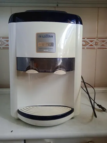 Purificador de água Latina PA 335 _ 127/220v 80w