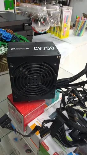 Fonte Corsair CV750 750W 80 Plus Bronze - Excelente Estado