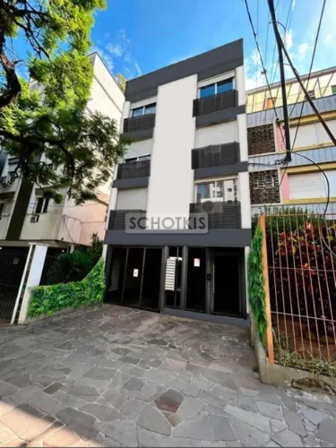 IMOBILIÁRIA SCHOTKIS VENDE EXCELENTE APARTAMENTO DE 02 DORMITÓRIOS REFORMADO, DESOCUPADO, 