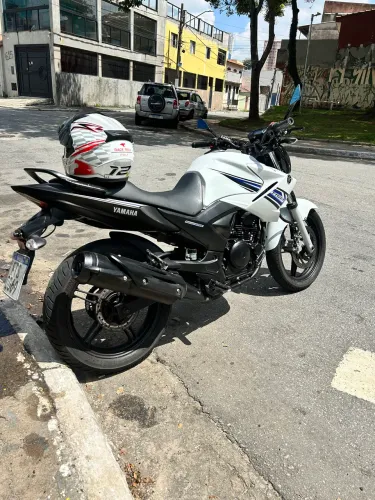 Fazer 250 Branca - Blueflex - 2014