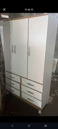 Guarda roupa de solteirão direto de fabrica todo no bloco de madeira de 10 