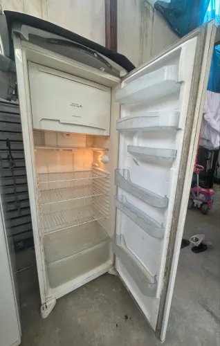 Geladeira Cônsul 