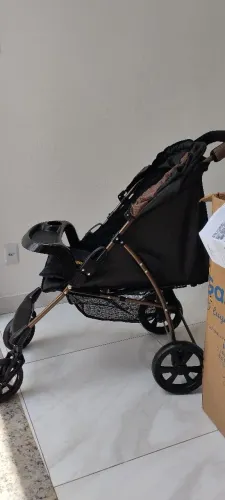 CARRINHO DE BEBÊ NOVO