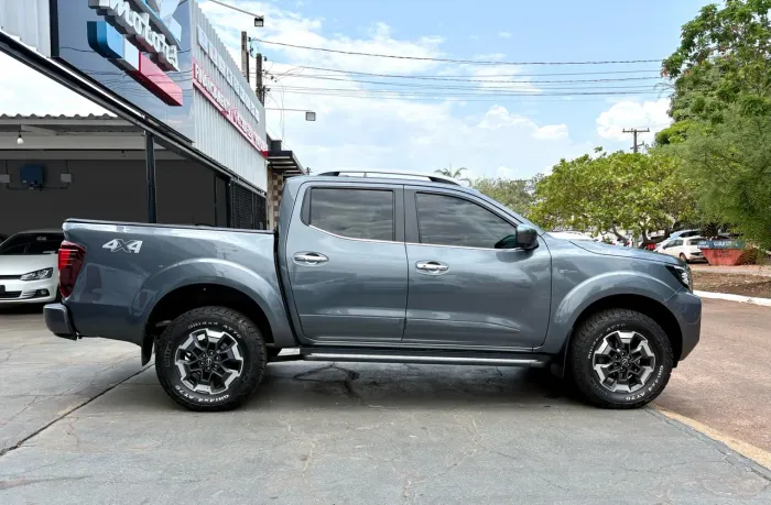 Nissan Frontier Plati. CD 2.3 Bi-TB Dies.aut. 2024