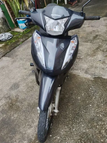 Honda biz 2021 semi nova