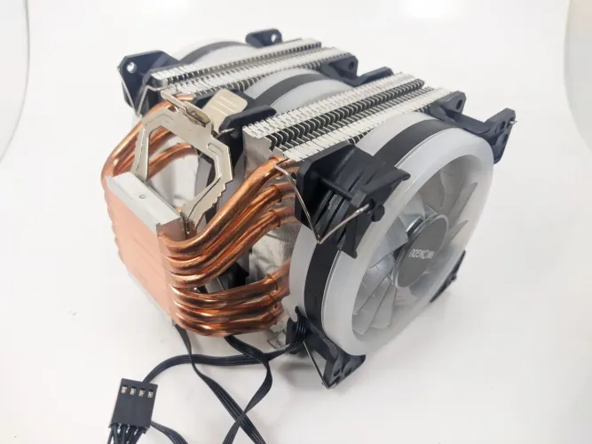 Cooler 6 Heatpipes AMD ou Intel com 3 Fans RGB PWM