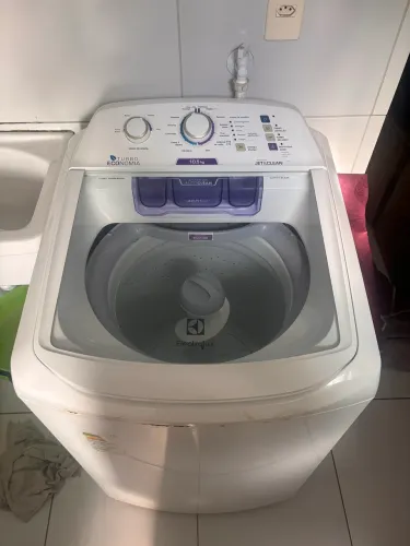Lavadora de roupa Eletrolux-10,5kg