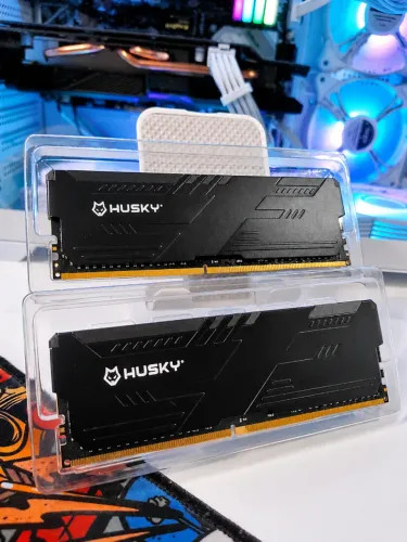 Kit Memória RAM Husky Gaming 16GB (2x8GB) DDR4 3200MHz