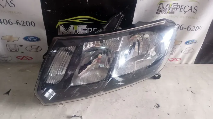 Farol Sandero Stepway fumê 