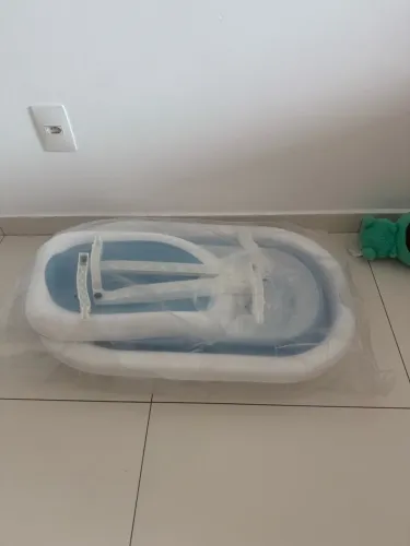 Banheira dobrável com redutor de assento para bebês