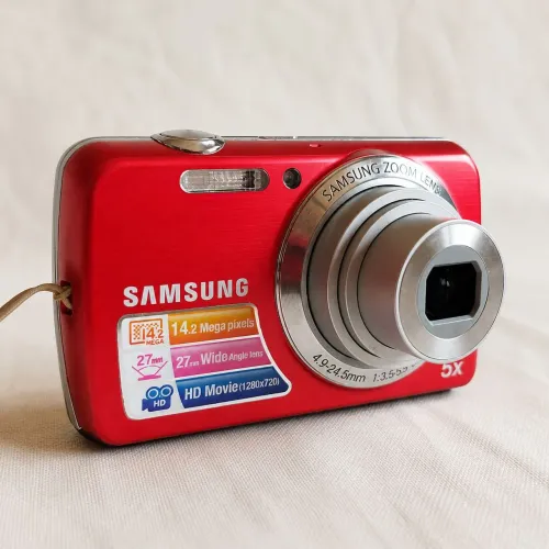 Câmera Digital Samsung PL20 14.2MP Zoom Óptico 5x HD Vermelha Completa