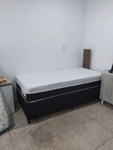 Cama box com base
