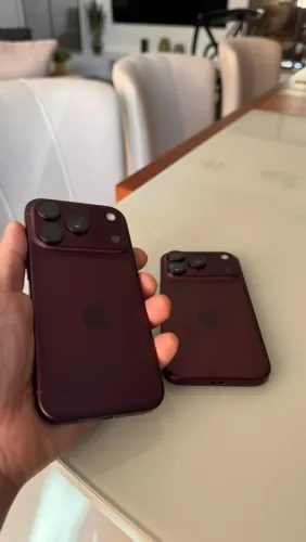iPhone 18 Pro de 512 Gb cor Bordo - Pronta entrega - Sem uso