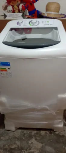 Máquina de lavar Consul 12kg. Foi usada apenas 2×