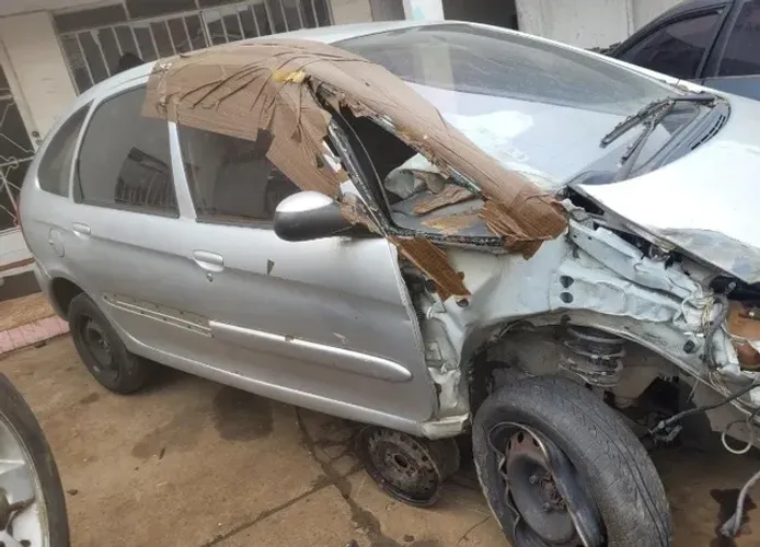 Sucata Para Retirada de Peças Citroen Xsara Picasso Glx 2007 2.0