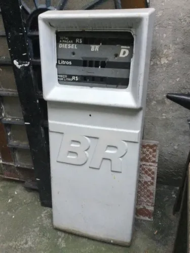 Frente de bomba de posto de gasolina 