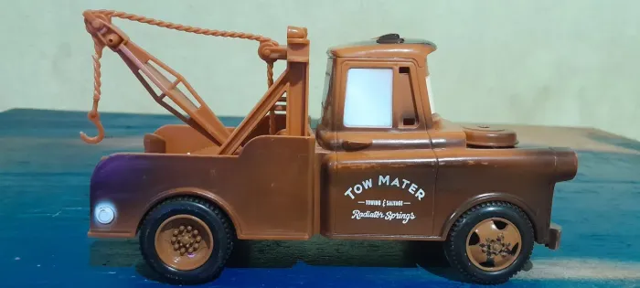 Carrinho Tow Mater - Carros Disney Pixar