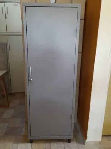 Armário de aço de 1 portas - Novo 