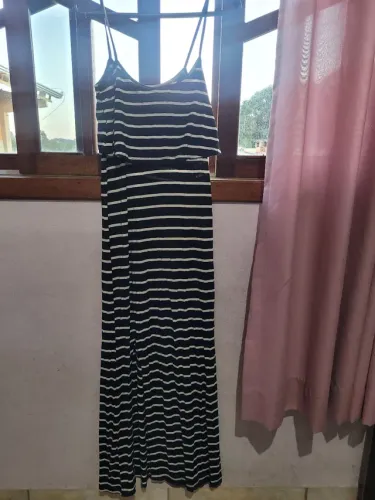 Vestido longo preto listrado tam m