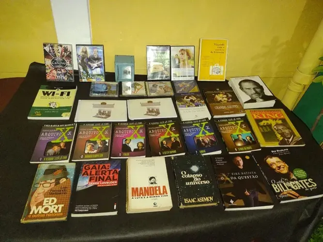 Calypso Dvd, varios, originais, bom estado. Envio qq local.