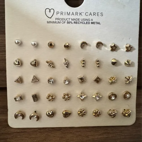 Brincos antialérgicos novos não oxida.