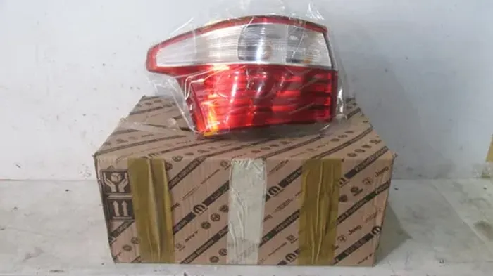 Lanterna Fiat Gran Siena Nova Original